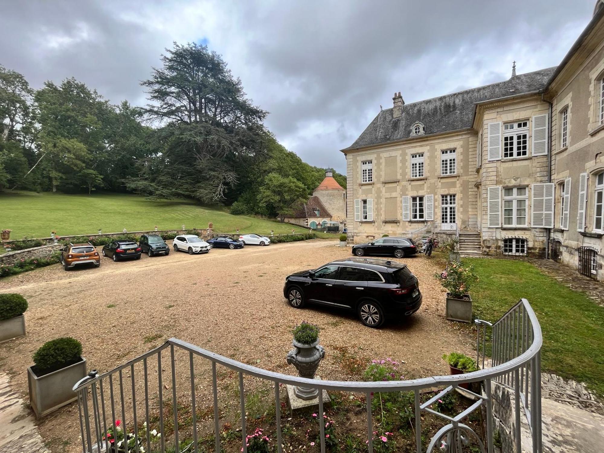 Chateau De Beaujeu Sens-Beaujeu Kültér fotó