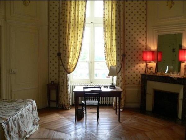Chateau De Beaujeu Sens-Beaujeu Szoba fotó